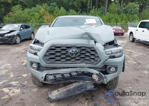 2023 Toyota Tacoma Trd Off Road z USA, uszkodzony, nr VIN 3TMCZ5AN0PM591691
